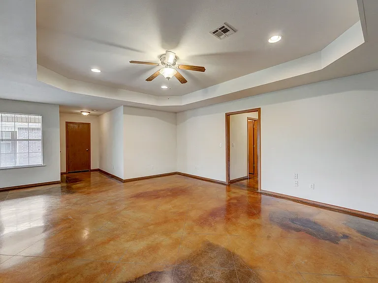Waters Edge Duplexes — Photo 10