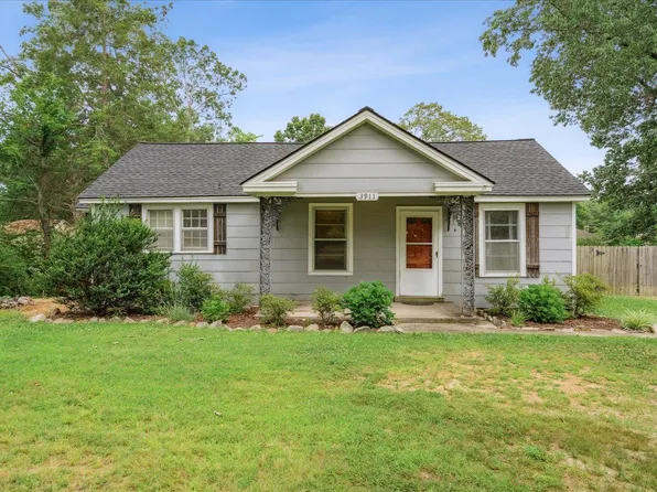 3911 Broadway Rd, Bartlett, TN 38135