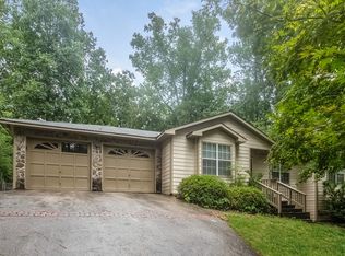 411 Azalea Dr, Stockbridge, GA 30281