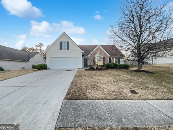 3198 Tuggle Ives Dr, Buford, GA 30519