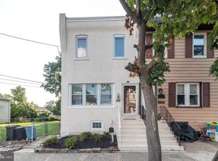 130 Carre Ave, Essington, PA 19029