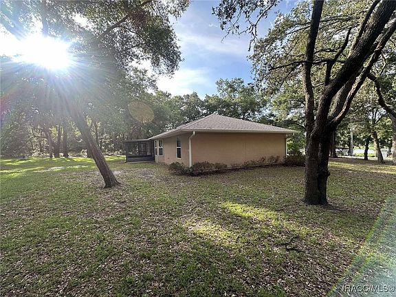 4th image of 16270 SE 62nd Pl