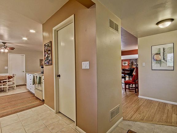 5th image of 2019 S Sierra Vista Dr