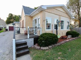 207 S Vine St, Haubstadt, IN 47639