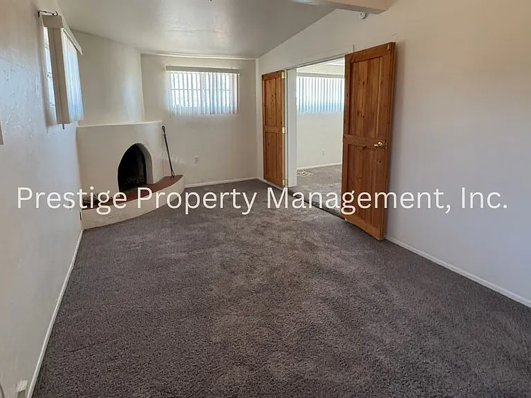 825 E Copper St — Photo 18