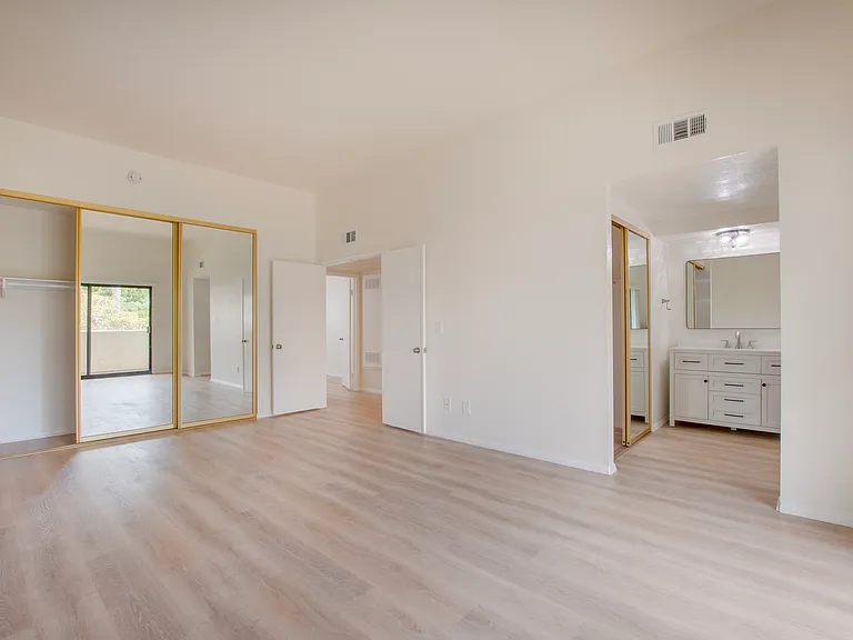 7413 Caminito Carlotta — Photo 13