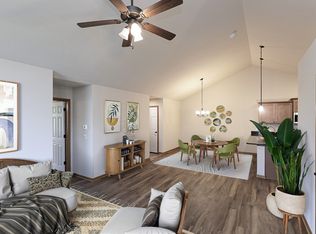 8340 Broken Ridge Dr, Lincoln, NE 68526