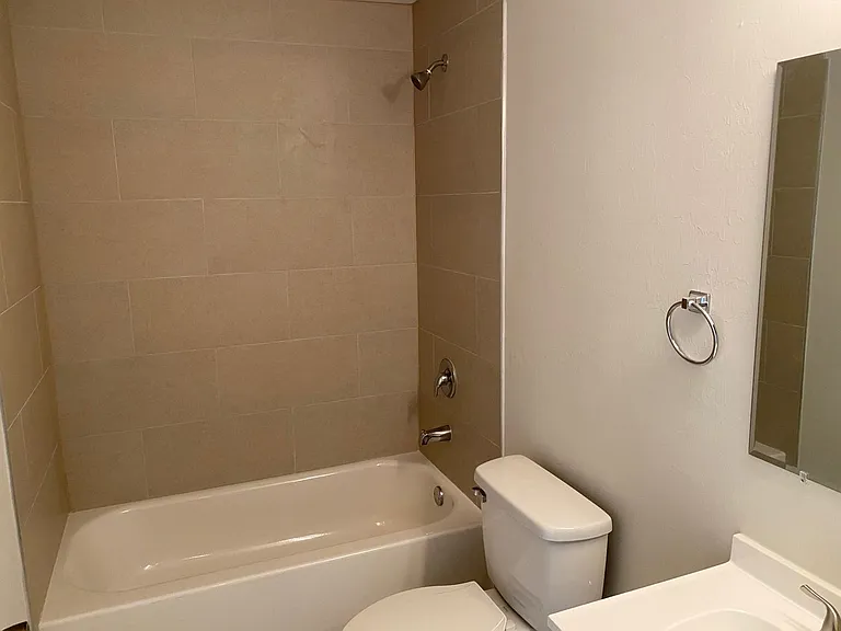 $250 move in special - 3 bedroom, 2 bath Duplex — Photo 12