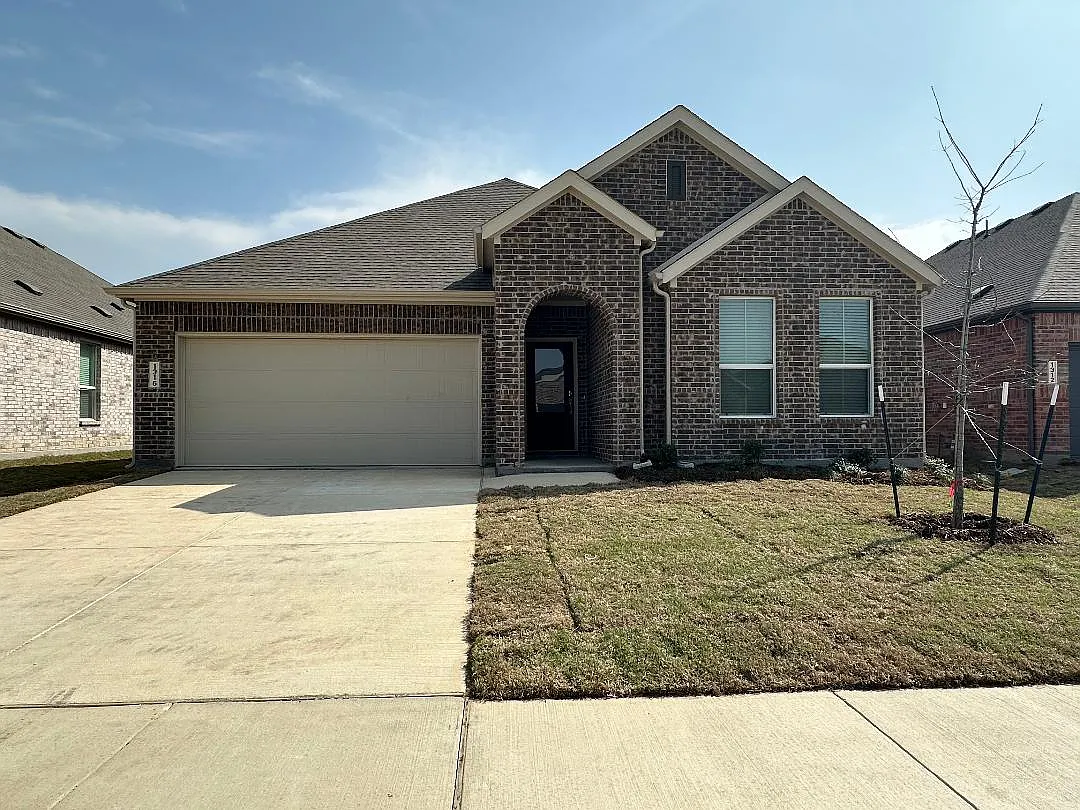 4 bed, 2083 sqft, $2,500 — Photo 2
