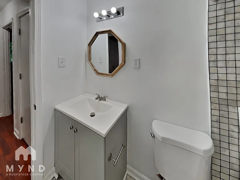 71 Sheila Ln #B — Photo 8