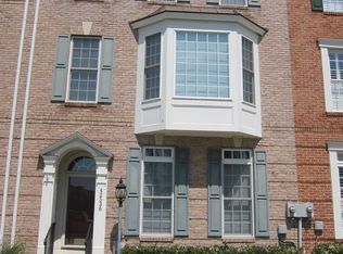 42536 Legacy Park Dr, Ashburn, VA 20148