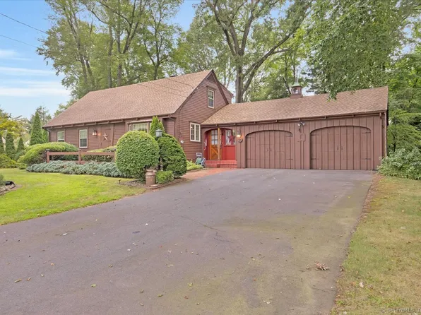 571 Oak Street, East Hartford, CT 06118