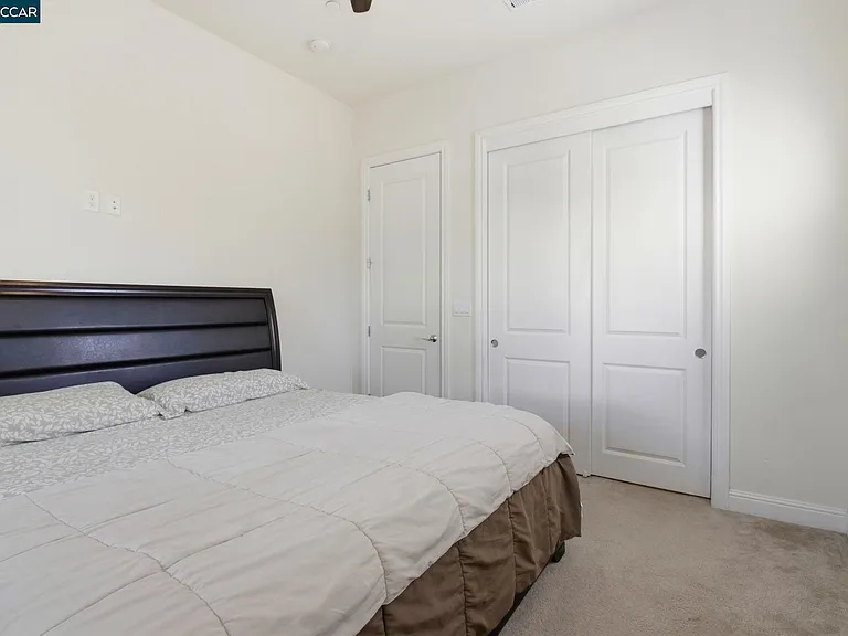 1365 Bayberry View Ln — Photo 31