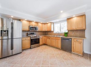 666 Chestnut Pl FLOOR 1, Secaucus, NJ 07094