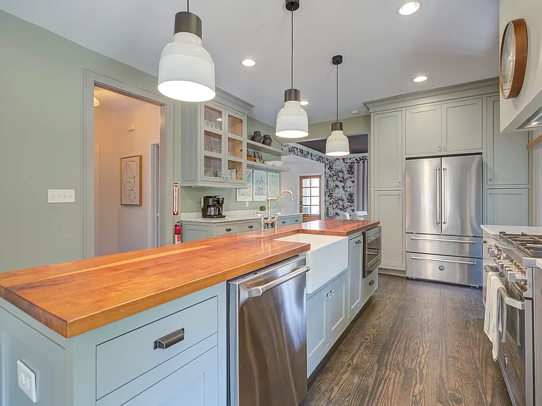 429 W Park Ave — Photo 28