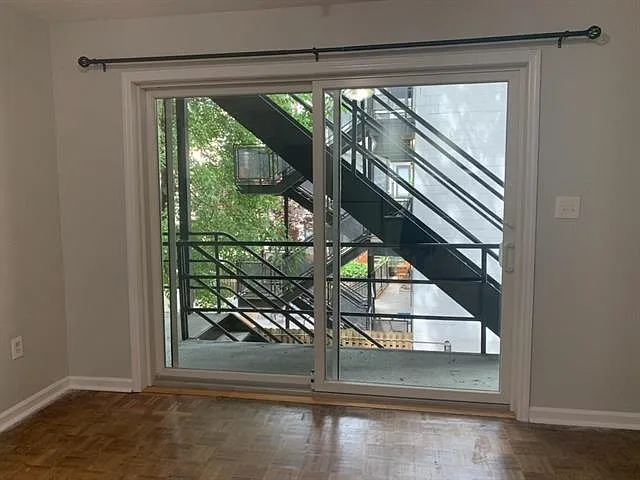 130 Madison St #4 — Photo 5