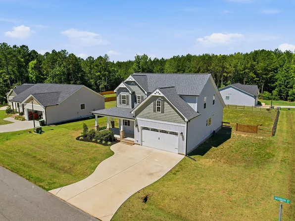 16 Sagebrook Ct, Zebulon, NC 27597