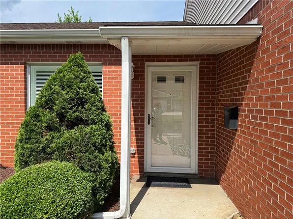 1523 Timothy Dr, Latrobe, PA 15650