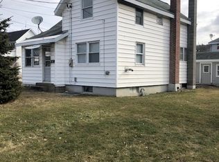 32 The Portage, Ticonderoga, NY 12883