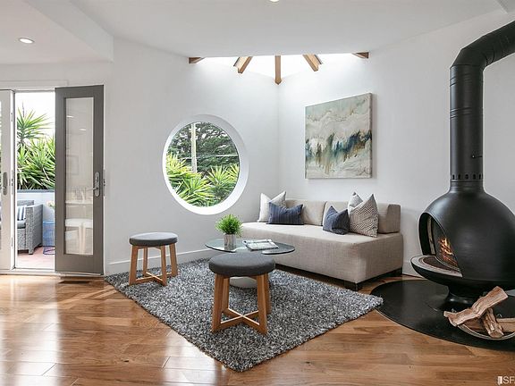 4th image of 236 States St #1