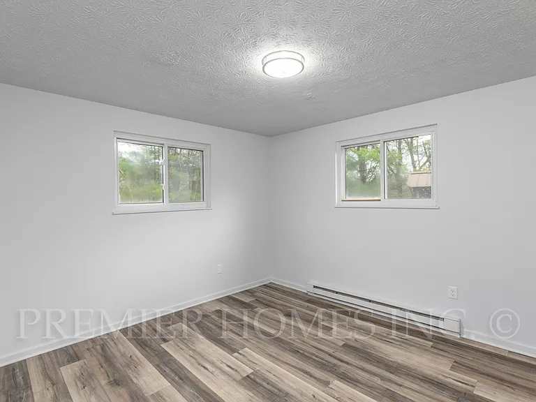 821 Constitution Ave #4 — Photo 12