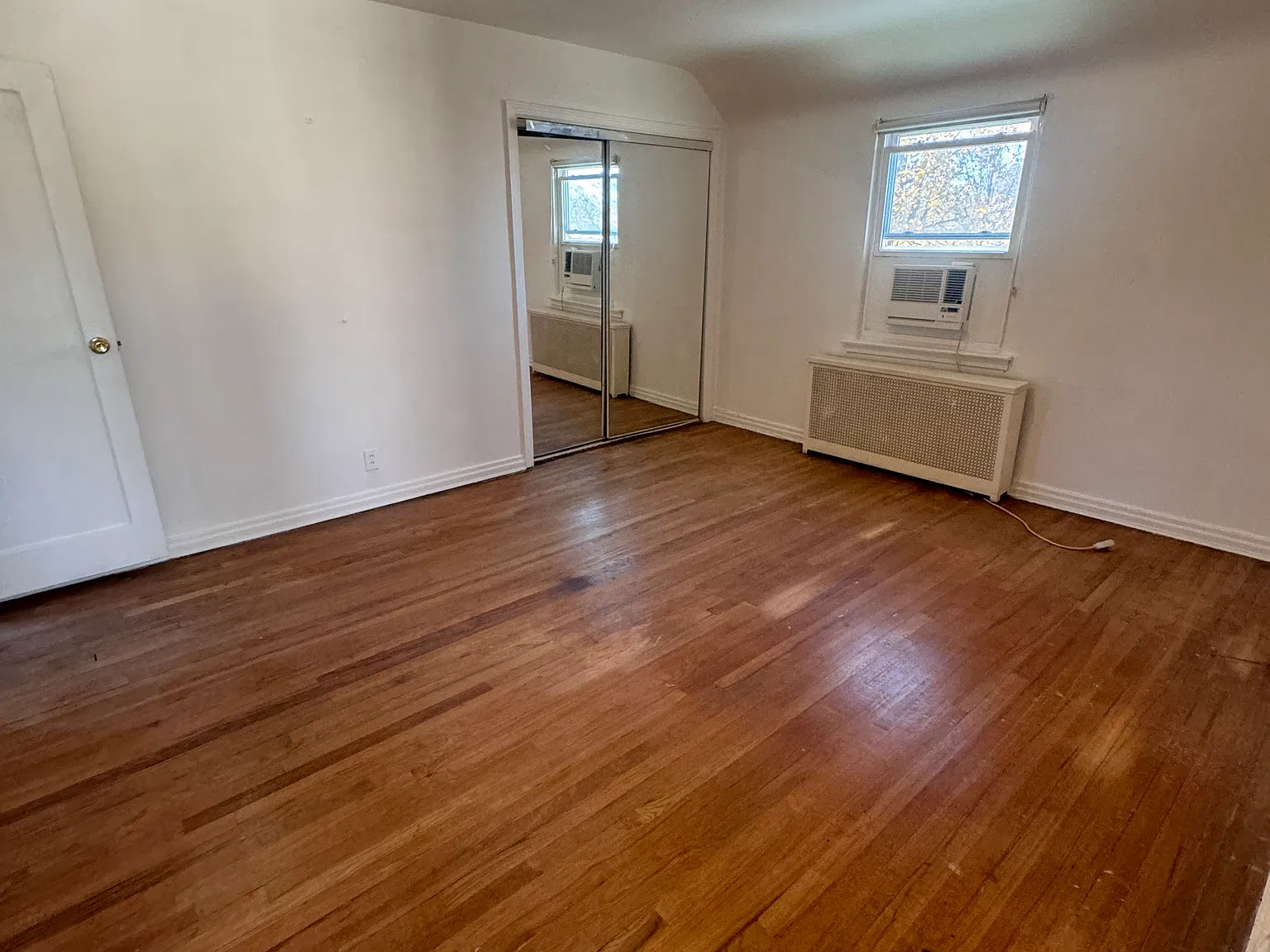 80-73 210th St — Photo 2