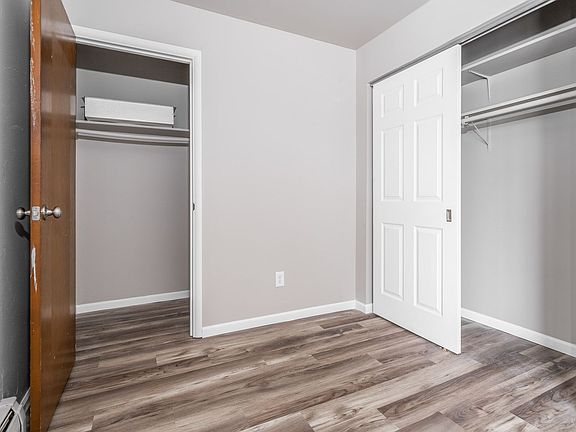 4th image of 409 S Webster Ave #433-210