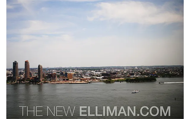 Rented by Douglas Elliman | media 23