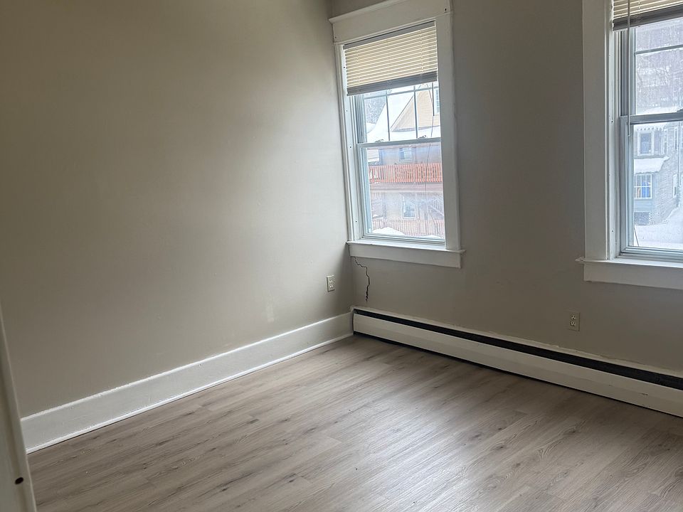 1st image of 151 Broadway #2