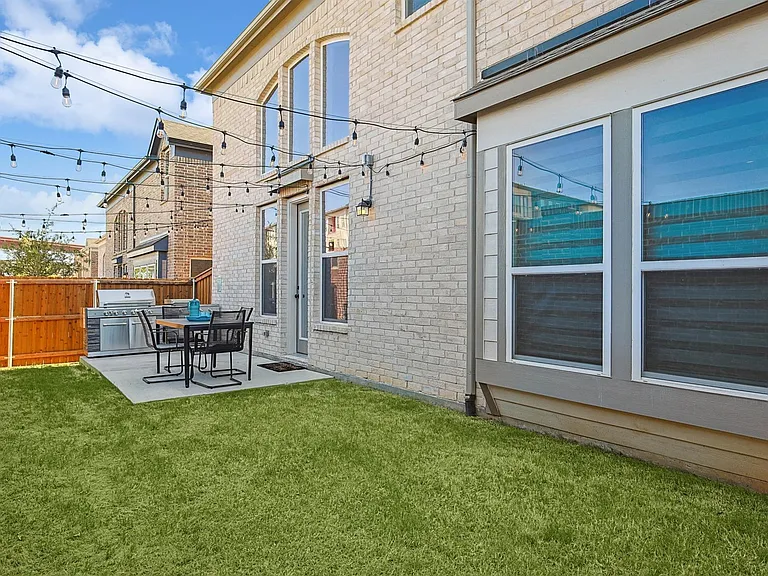 2338 Perdue Ave — Photo 46