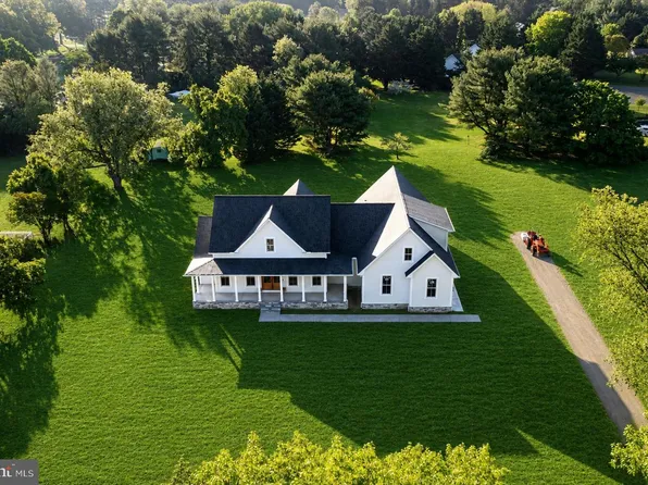 205 River Rd, Chestertown, MD 21620