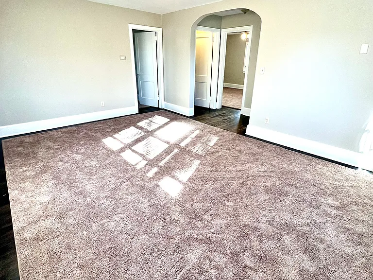 210 Pennsylvania Ave #2 — Photo 12