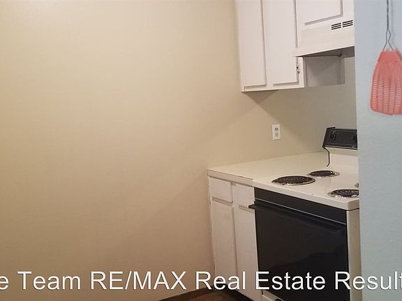 2nd image of 917 Turtle Creek Dr