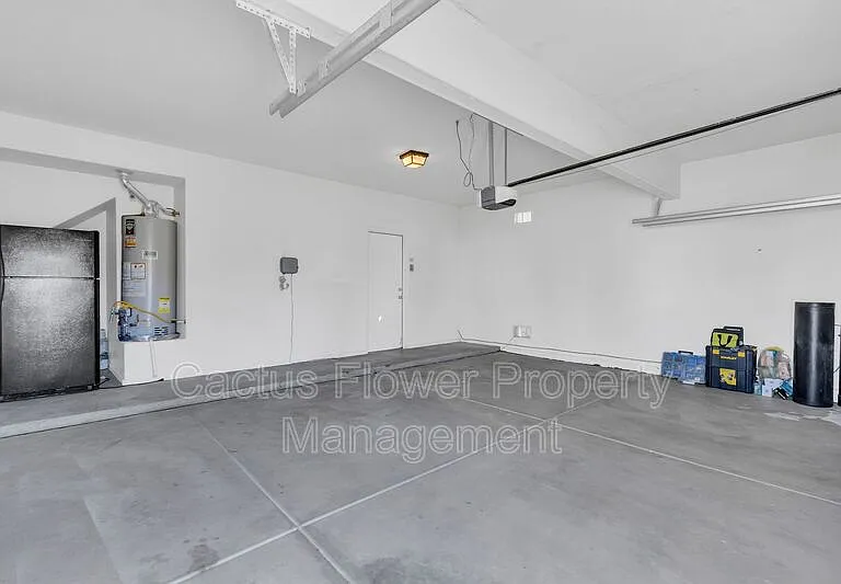 846 W Carob Dr — Photo 41