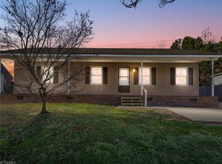 811 Mooresville Rd, Salisbury, NC 28144