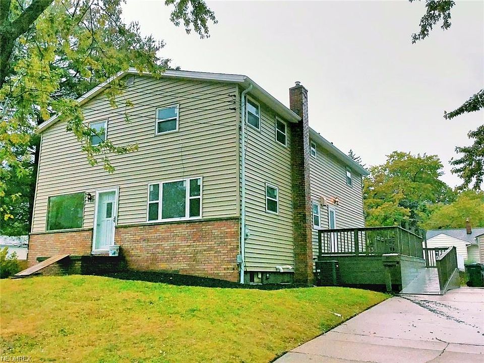1st image of 3310 Lloyd St