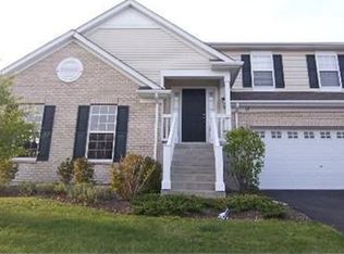 14 Millbrook Ct, Algonquin, IL 60102