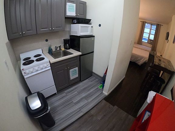 2nd image of 41 E 30th St APT 2C