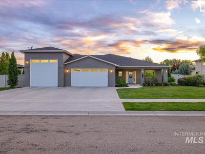 137 S Stephenson St, Eagle, ID, 83616