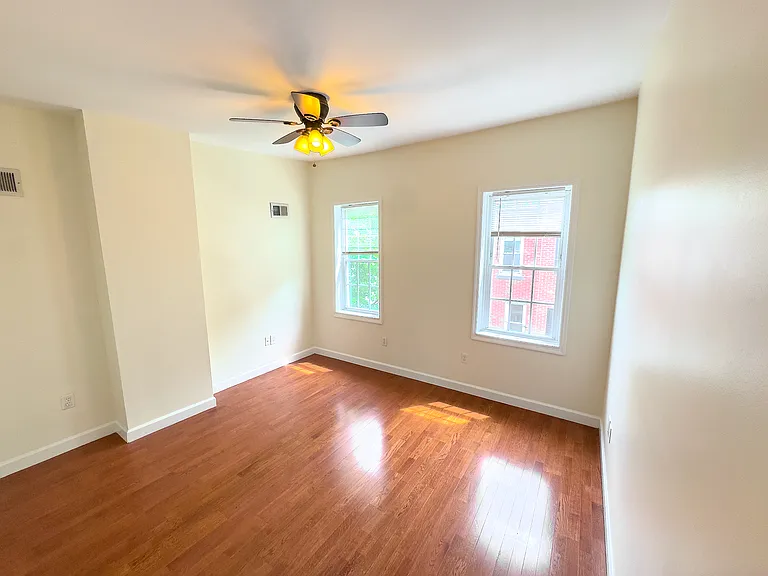 Bedroom #1