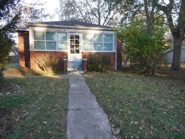 215 S Oregon St, Marine, IL 62061