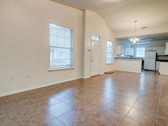 4th image of 1563 NW 29th Rd #108
