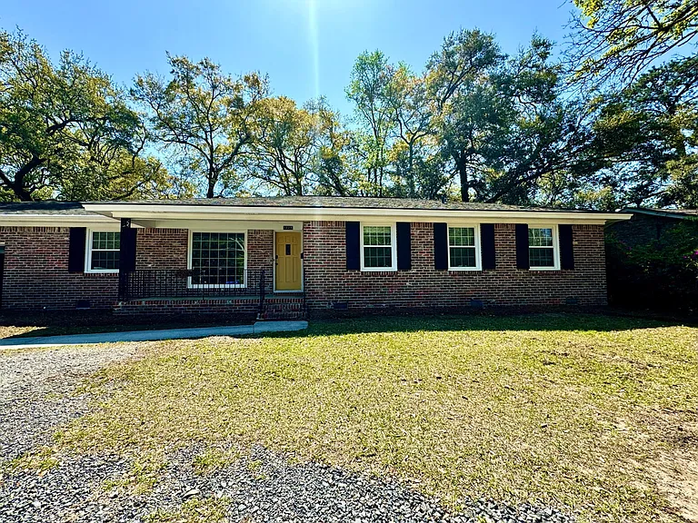 1325 Orange Grove Rd — Photo 10