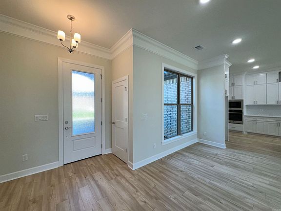 3rd image of 108 Petronia St