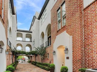 1318 Silver St, Houston, TX 77007