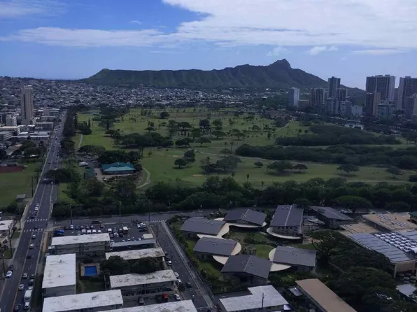 2525 Date St APT 3602, Honolulu, HI 96826