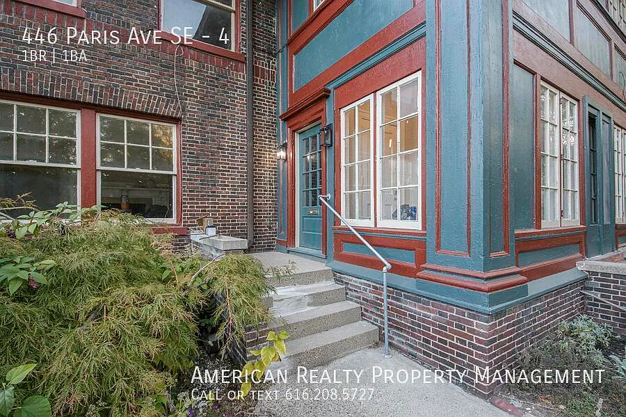 1 bed, 840 sqft, $1,300 — Photo 2
