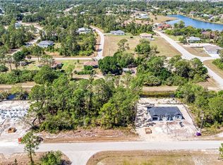 206 Aurora Ave S, Lehigh Acres, FL 33974