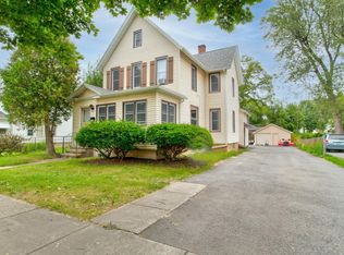 4232 Lake Ave #1, Rochester, NY 14612