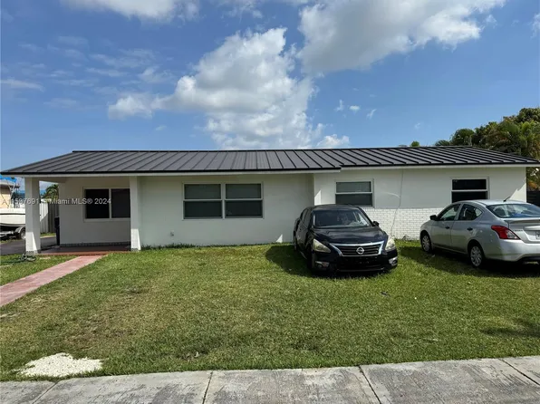 2821 SW 120th Rd, Miami, FL 33175